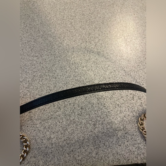 Michael Kors black leather purse. Zipper details and gold tone hardware. - Picture 9 of 10